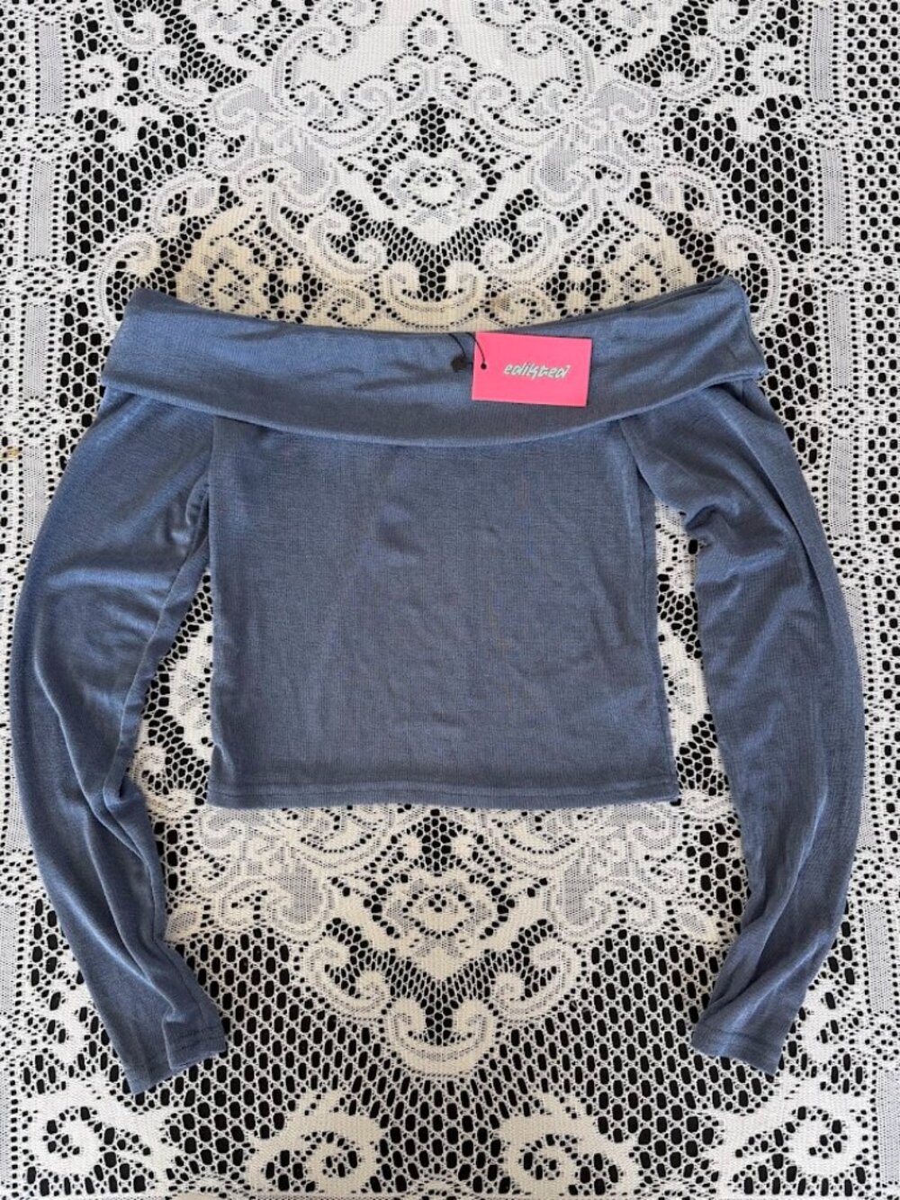 NWT Edikted Off-Shoulder Top in Blue - Size S